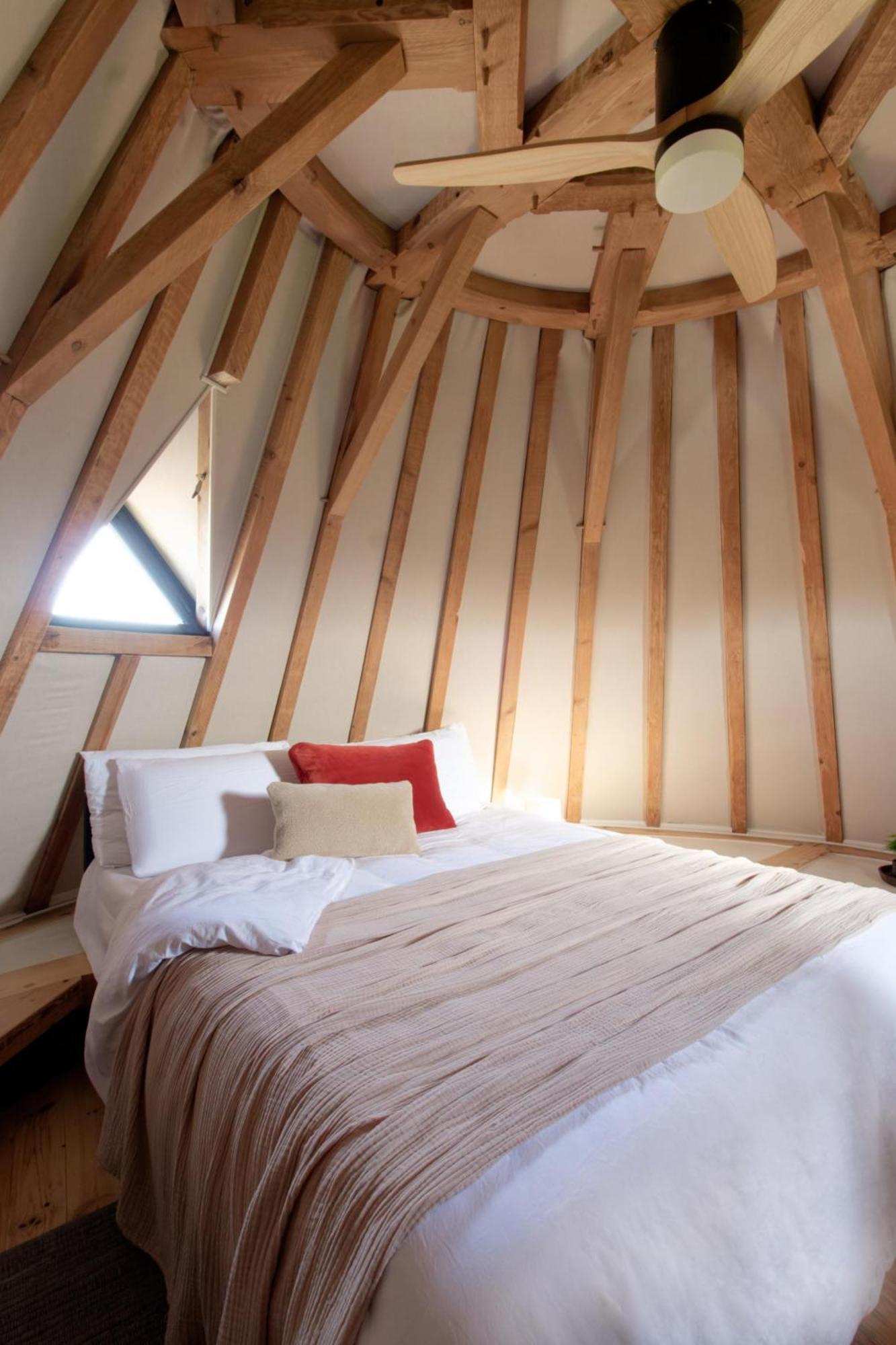Enchanting Windmill Retreat Loubes-Bernac Luaran gambar